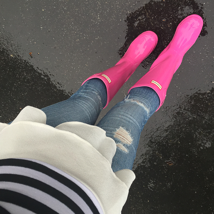 Hunter big girl rain boots, hot pink Hunter rain boots, AG distressed super skinny jeans, Goodnight Macaroon striped peplum top