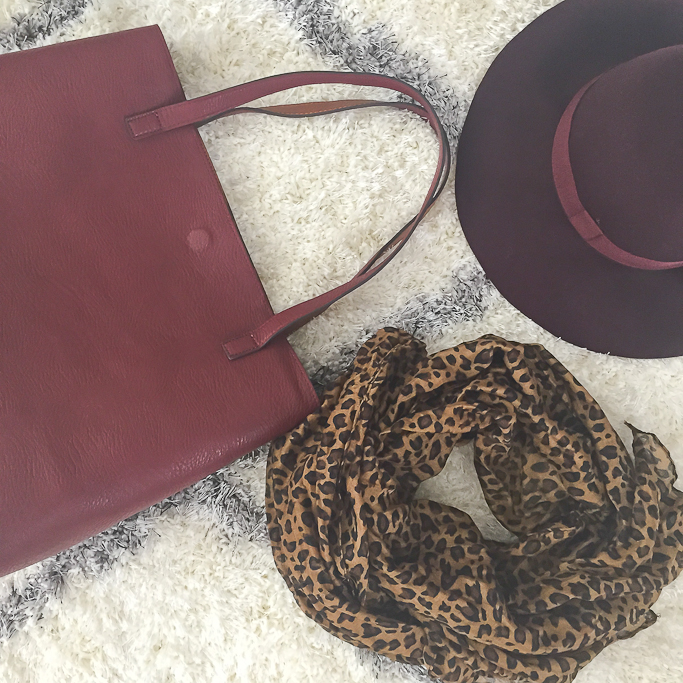 Burgundy woll floppy hat, leopard scarf, Nordstrom street level Reversible Faux Leather Tote & Wristlet