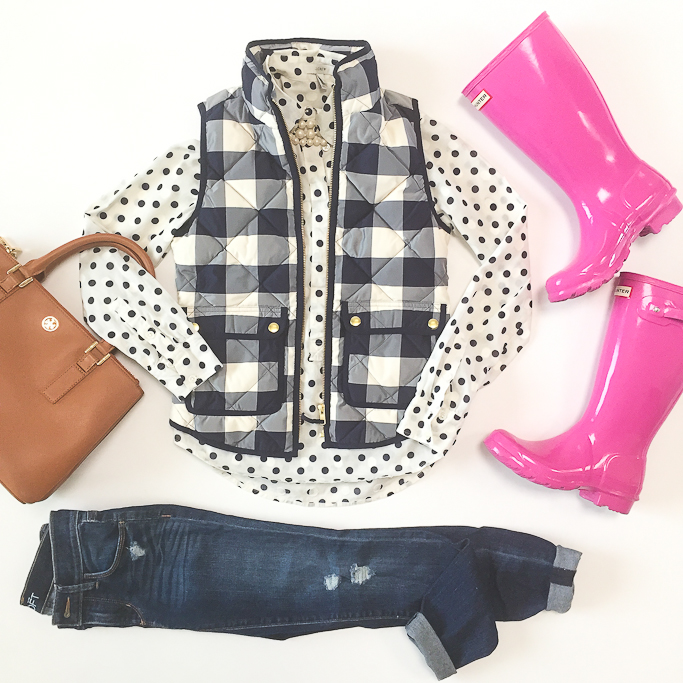 cold weather outfits, Fall outfit, Hunter big kids lipstick pink boots, J.Crew PETITE EXCURSION QUILTED VEST IN BUFFALO CHECK, J.Crew polka dot popover shirt, Loft modern distressed jeans, polkadots and gingham outfits, Tory Burch mini Robinson bag in luggage