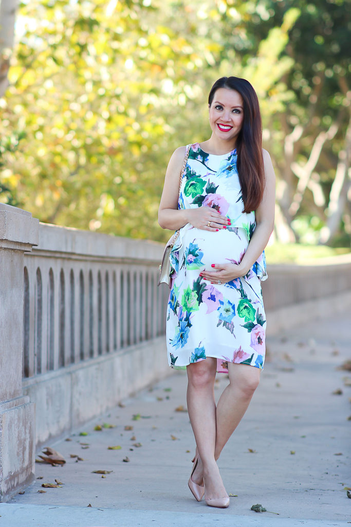 Christian loboutin nude pigalle pumps, maternity petite outfits, petite pregnant, pregnancy outfits, Romwe double layered floral dress, Tory Burch Kira envelope clutch