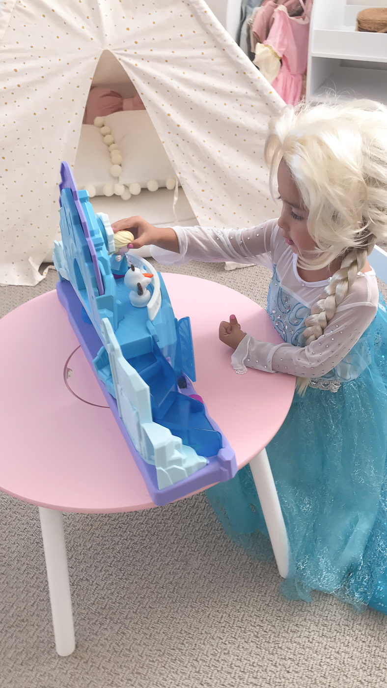 Elsa Frozen Costume and Castle Toy