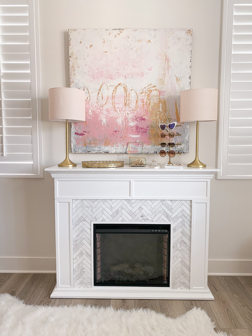 Chic Pink and Gold Office Decor: Get The Look! - THE SWEETEST DIGS