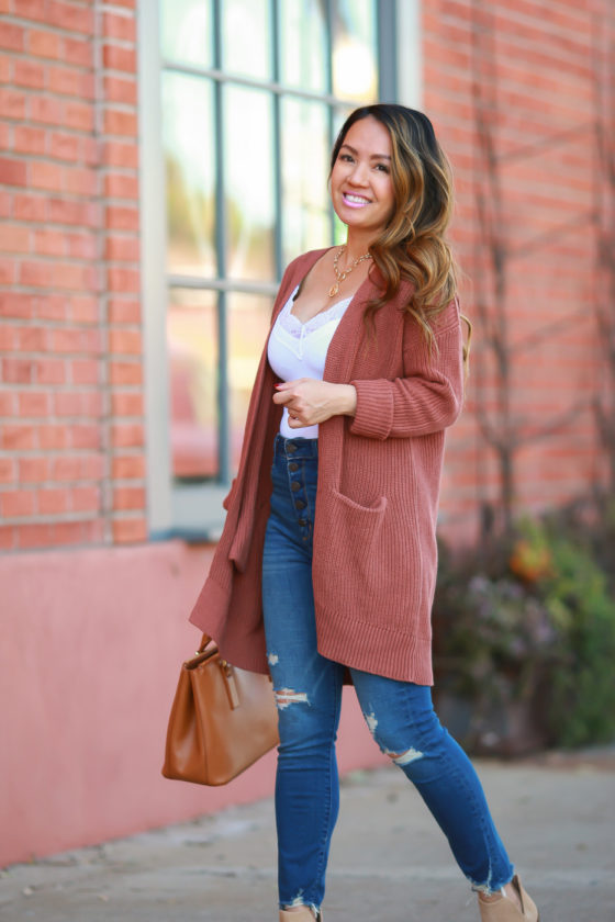 Casual Fall Outfit + Petite Friendly Jeans - Stylish Petite