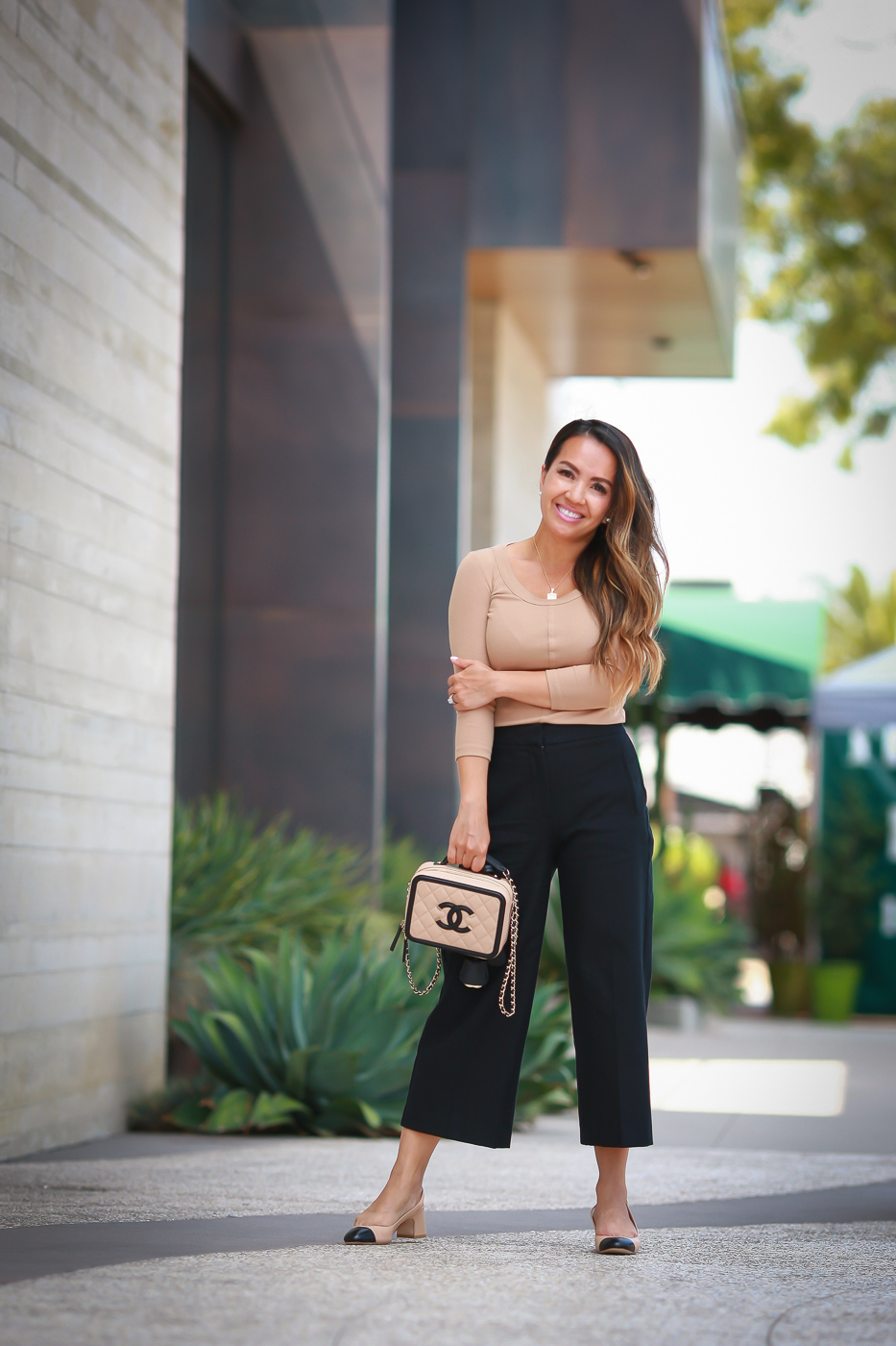 How To Wear Wide Leg Pants for Petites - Stylish Petite